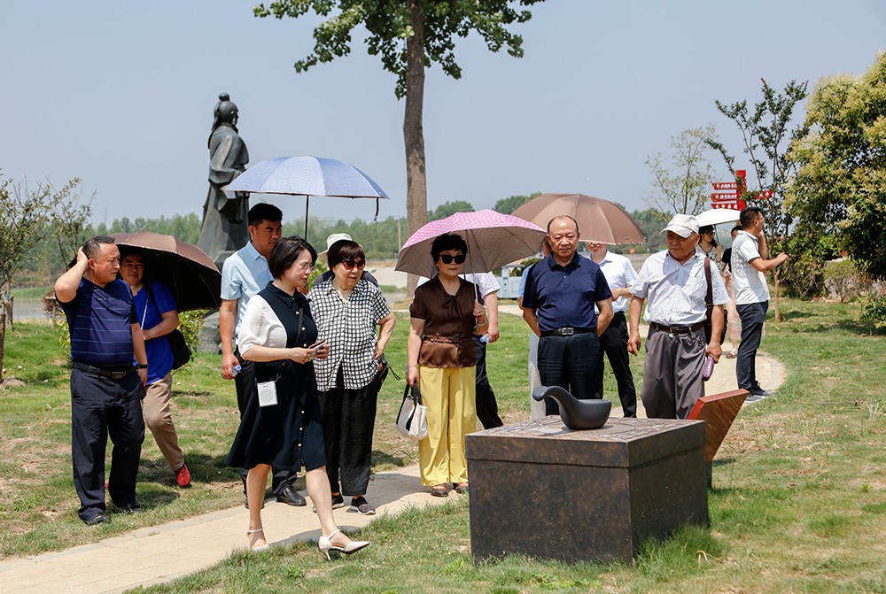 5. 参观“梦溪园”水利风景区.jpg